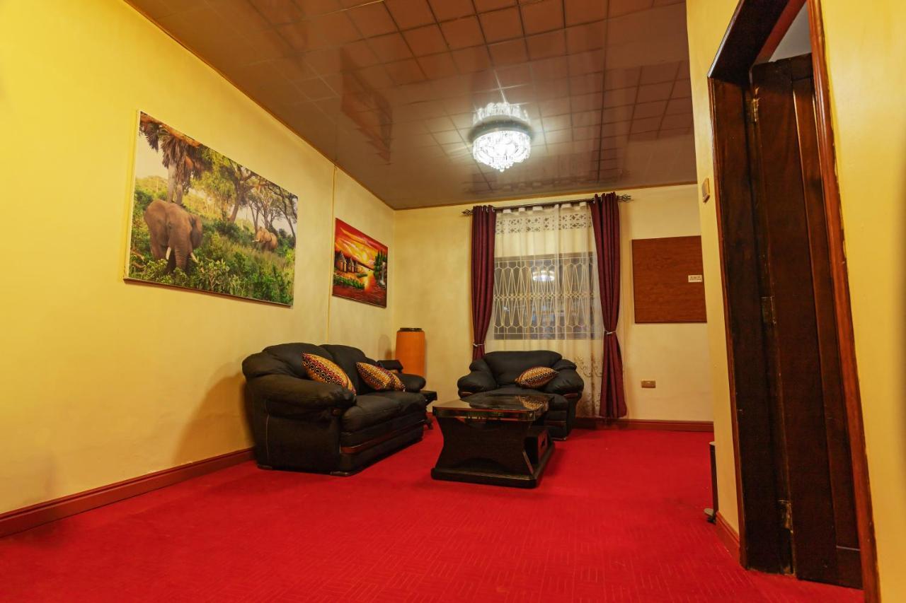 Ambrosia Heights Entebbe Hotel Bagian luar foto