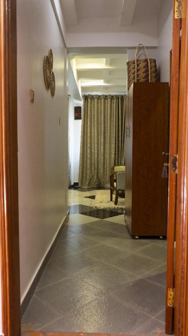 Ambrosia Heights Entebbe Hotel Bagian luar foto